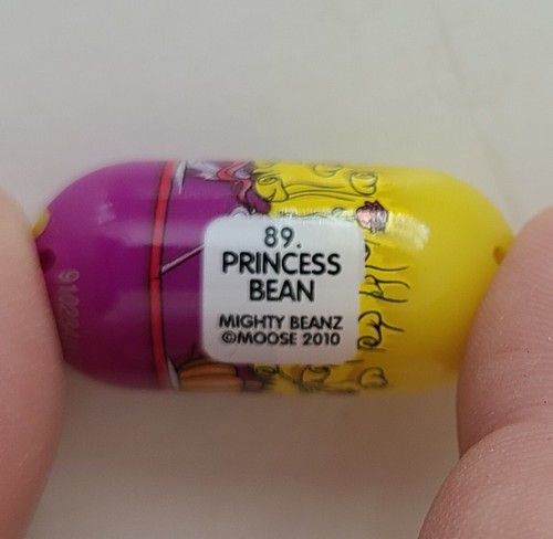 Mighty Beanz 2010 Moose Set #208 Prince & #89 Princess Serie 2 - Imagen 5 de 5