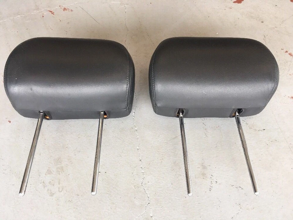 04-06 Kia Amanti Front LEFT RIGHT Headrest LEATHER - Image 2 of 4