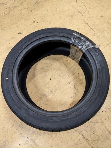 CONTINENTAL PROCONTACT TX VOLVO P 245 45 18 100V XL TIRE 03544530000 CQ2 - Picture 3 of 5