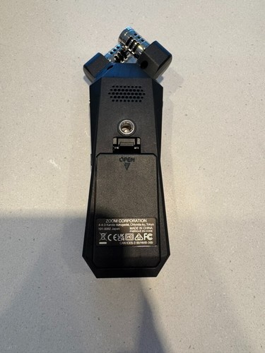 Zoom H1n Portable Handy Recorder with Microphone - Black - Picture 5 of 6