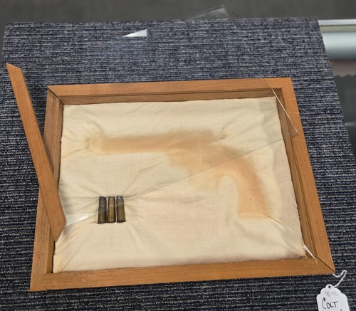 Colt SAA 5.5 in. Bisley Model Glass Top wall Display Case - Picture 3 of 5