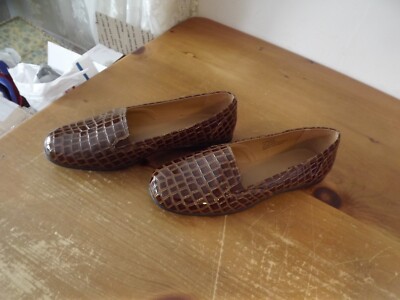 COMFORTVIEW Leisa brown CROCODILE FLAT SHOES SIZE 11M faux patent leather #55720