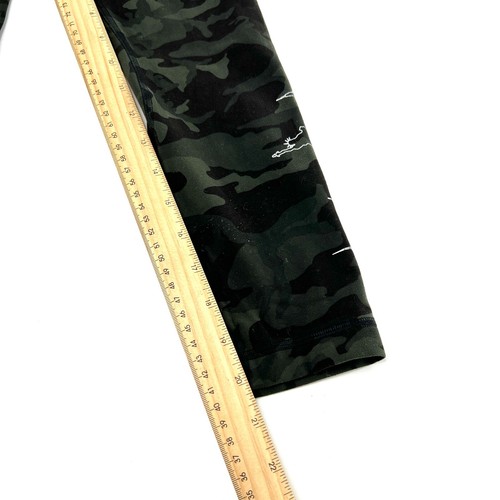 Lululemon Womens Sz 2 RARE New York Print Camo Align Crop High Rise - Picture 4 of 4