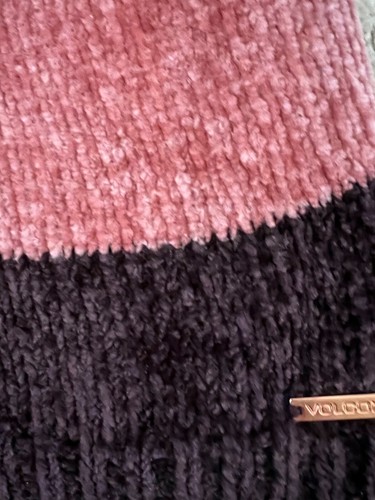 Volcom Bubble Tea Sweater Pullover Chenille Boxy Fit SMALL Color: Black Plum $60 - Picture 11 of 14