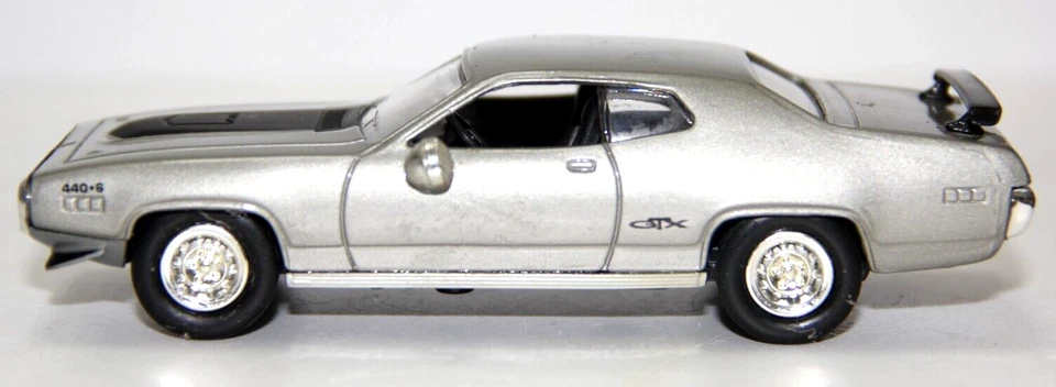 ROAD SIGNATURE USATO 1:43 AUTO DIE CAST PLYMOUTH GTX 1971 GRIGIO ART EDI 9 VARIE - Immagine 2 di 4