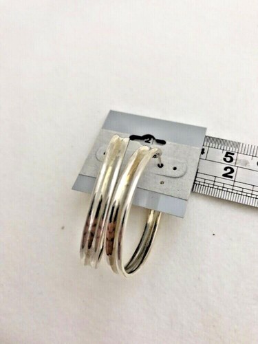 Sterling Silver .925 Ribbed 1 1/2" Hinged Hoop Earrings - Picture 4 of 11