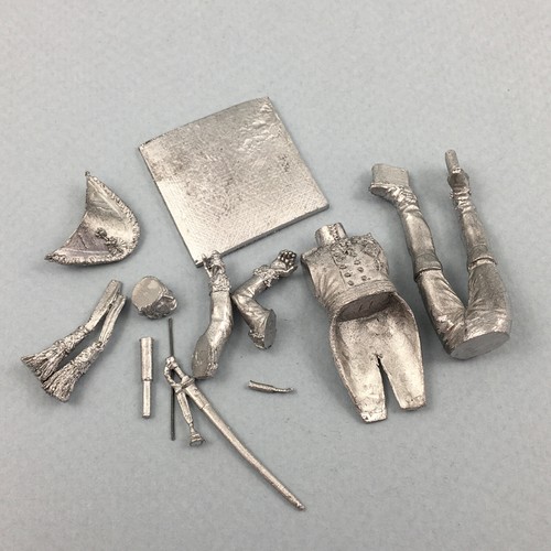 Unassembled Elite Gendarmes of the Imperial Guard, White Metal 1/30 Figure kit - Picture 2 of 18