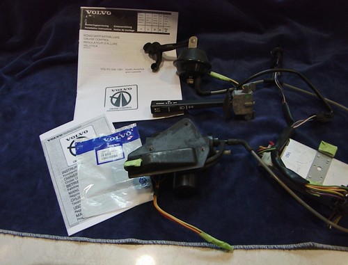 Volvo 240 Cruise Control Set For 1990-1993 USA/Canadian Cars W/Auto Transmission - Picture 10 of 14