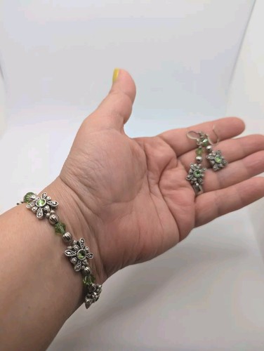 Silver Tone Spring Green Flower Square Crystal Bead Charm Bracelet Earrings 7.5" - Picture 7 of 8