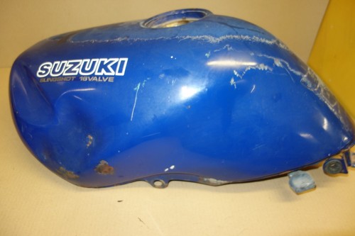 Suzuki GSF GSF250 GF BANDIT 250 tanque de combustible carrocería marco dañado - Imagen 10 de 17