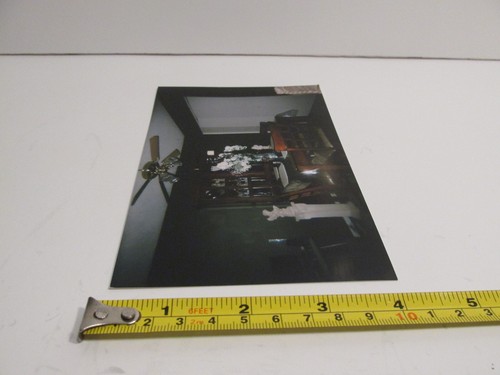 1980S VINTAGE FOUND PHOTOGRAPH COLOR ORIGINAL ART AMERICANA DINING ROOM SCENE - Picture 4 of 4
