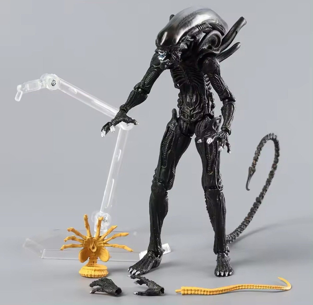 Figma SP-108 Alien Xenomorph & Face Hugger Creature Takashi Ver