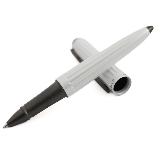 Diplomat Aero Rollerball Pen Pearl White - Picture 1 of 7