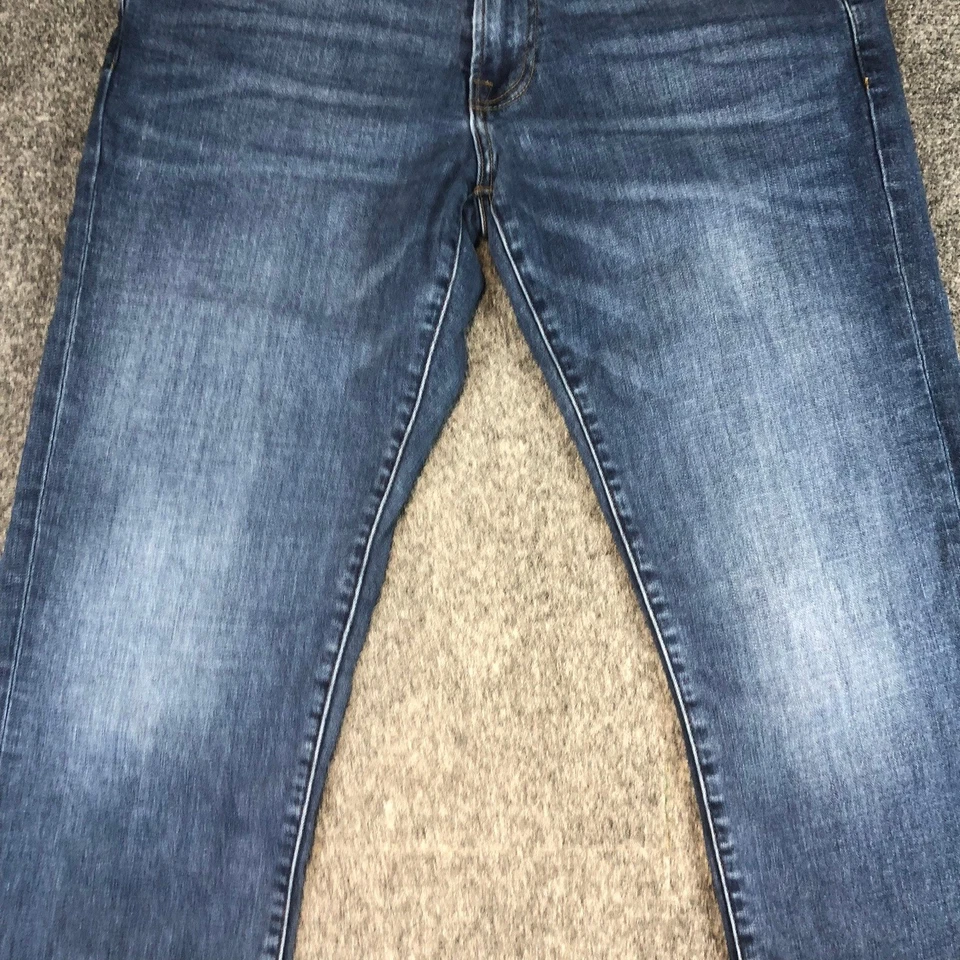 Lucky Brand 221 Straight Leg Blue Wash Denim Jeans Mens Size 32x32 - Image 3 of 4