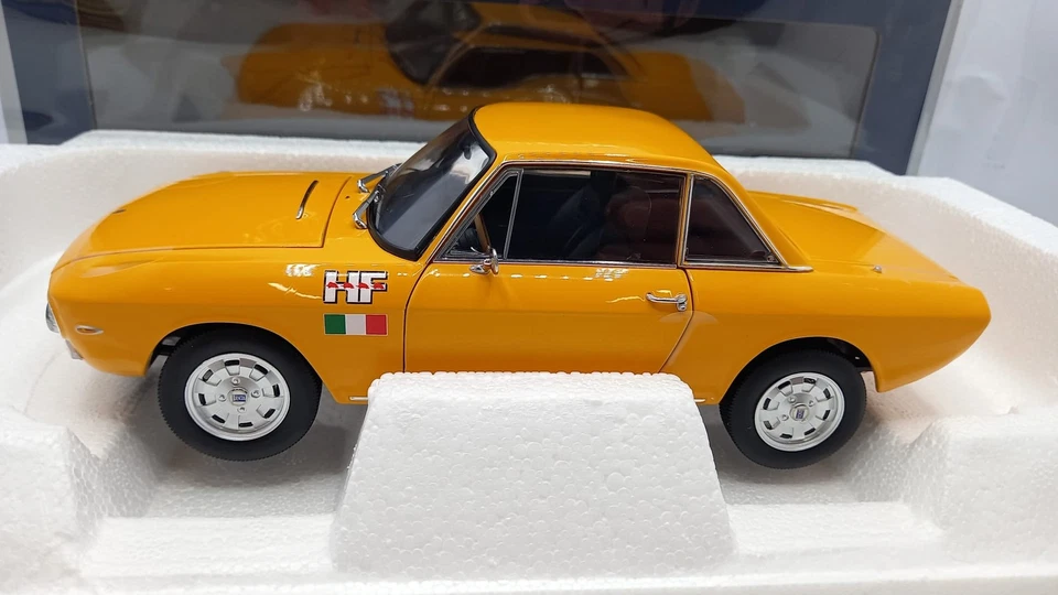 NV187981 Norev Lancia Fulvia 1600 HF 1971 1/18 - Immagine 4 di 4