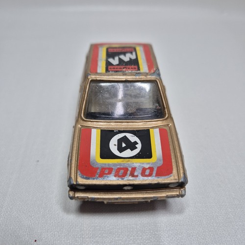 Vintage Corgi VW Volkswagen Polo 302 Mk1 Rally Car Gold Diecast 1970s Die Cast - Picture 3 of 11