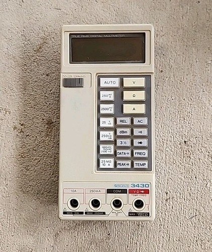 True RMS SOAR 3430 Digital Multimeter
