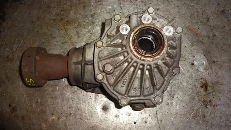 Transfer Case Assembly 2005-2006 Chevrolet Equinox 2006 Pontiac Torrent 579836 - Image 2 of 4