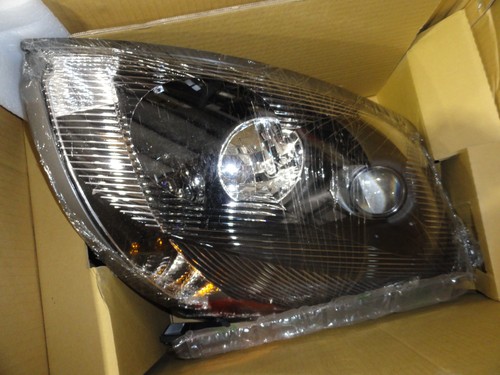 MAXZONE LEFT HAND VN LI HEADLIGHT ASSEMBLY FOR VOLVO TRUCK - Picture 3 of 6