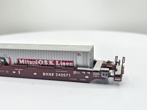 **GEBRAUCHT LESEN Walthers Spur N 48' Flachwagen BNSF #240571 mit Mitsui OSK Container - Bild 7 von 17