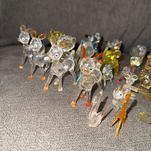 21 estatuillas de animales de plástico transparente Lucite de colección premio Feria de carnaval - Imagen 2 de 6