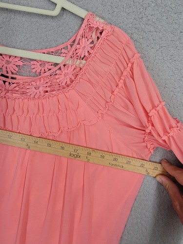 Abito tubino rosa corallo all'uncinetto taglia 1x contadino boho lunghezza ginocchio chiffon - Foto 3 di 9