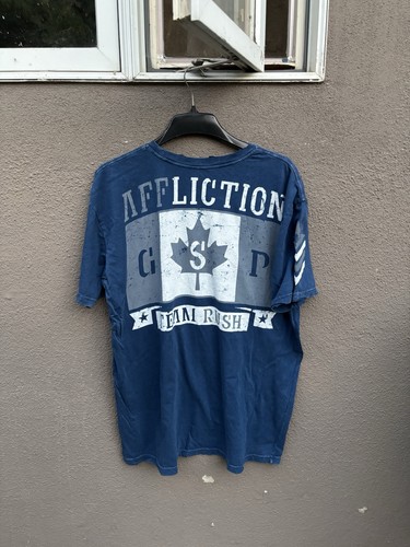 Camiseta Affliction Signature Series George St. Pierre Talla 3XL Azul - Imagen 7 de 13