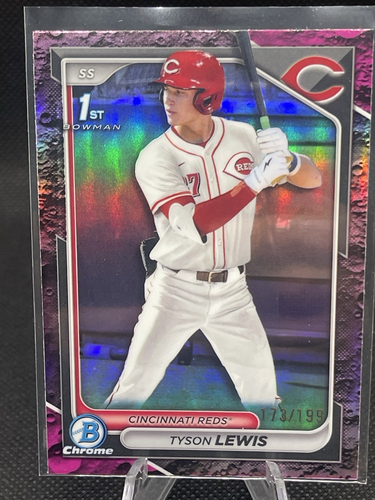 2024 Bowman Draft Chrome Tyson Lewis 1st Fuchsia Lunar Refractor /199 - Reds