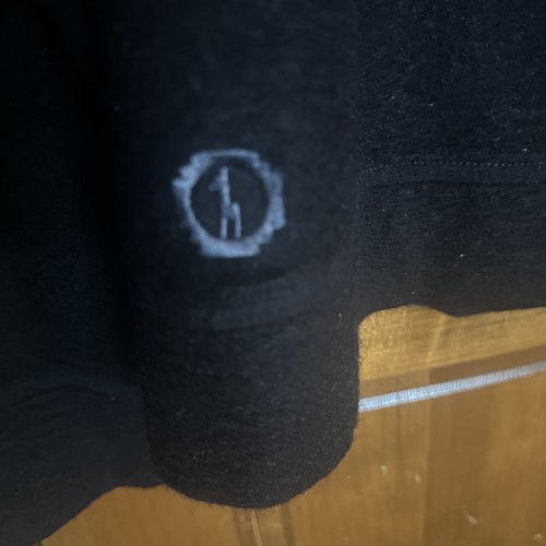 Paka Breathe 1.0 Para Hombres Cremallera Completa Con Capucha Alpaca con Bolsillos con Cremallera Agujeros para Pulgar Grandes - Imagen 11 de 12