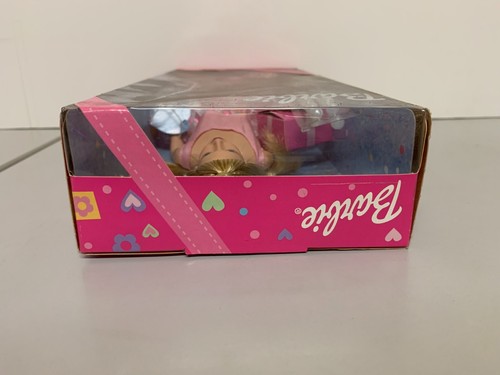 Barbie Birthday doll with faux pearl necklace 2001 Mattel #52640 - BNIB - Imagen 4 de 9