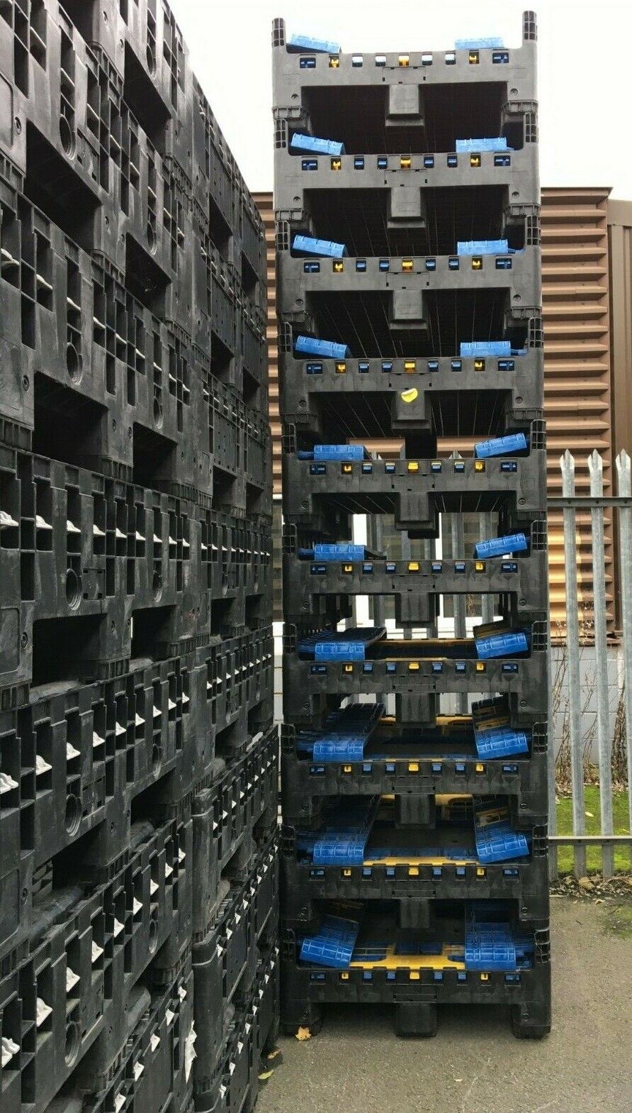 Picture 1 of 3