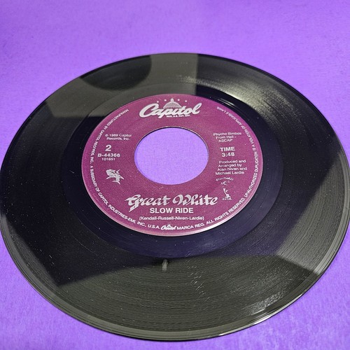 Great White Once Bitten Twice Shy/Slow Ride 45 RPM Vinyl Record LP w/ Sleeve - Imagen 3 de 4