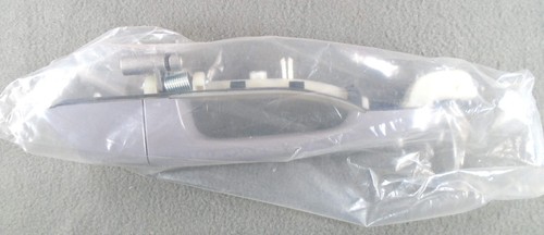 Piezas Originales Kia MONTAJE MANIJA PUERTA DERECHA Nuevo OEM 83660-4D001 2006-2014 Sedona - Imagen 2 de 5