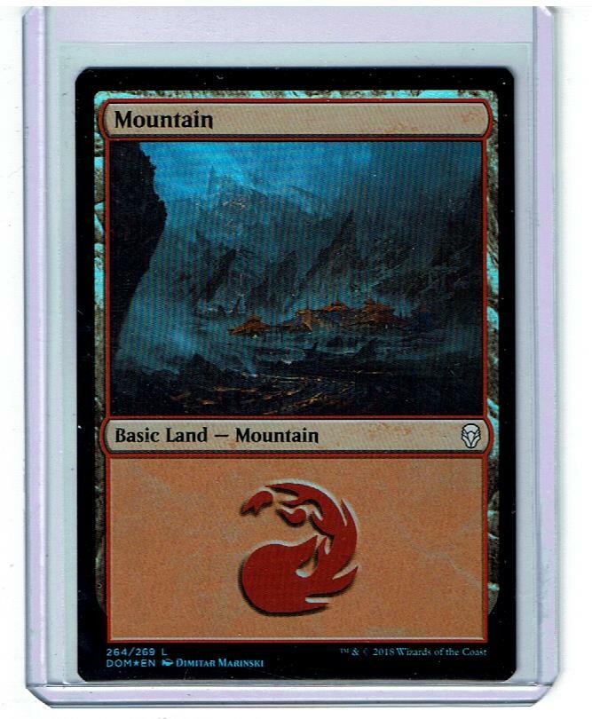 Mountain - 264/269 - Foil - Dominaria - Magic the Gathering