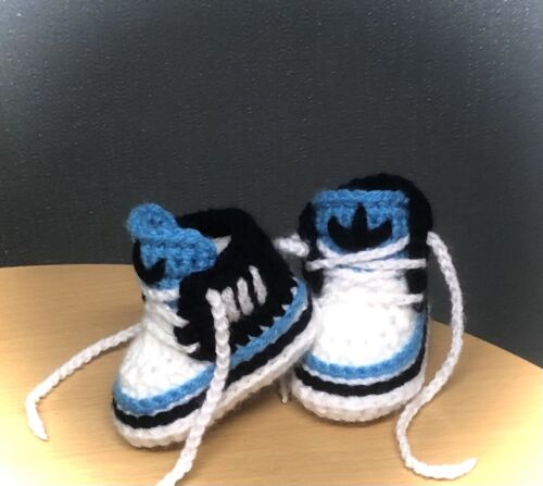 Crochet baby shoes Handmade crochet wool baby booties sneakers slippers - 第 1/1 張圖片