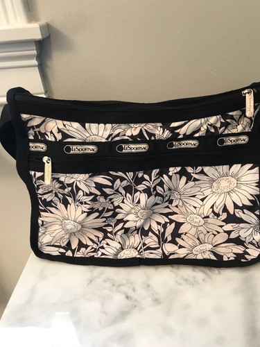 LeSportsac Deluxe Everyday Bag Daisy Print With Pouch (two Tiny Red MarksInside - Picture 9 of 12