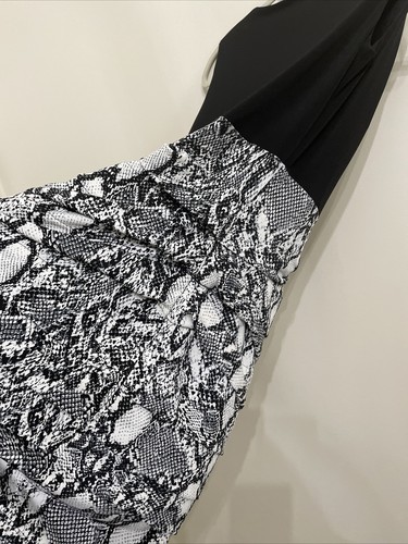 Sleeveless Black Dress Body Con Snake Print Scrunch Sz 8 Stretch by Intermission - Picture 11 of 11