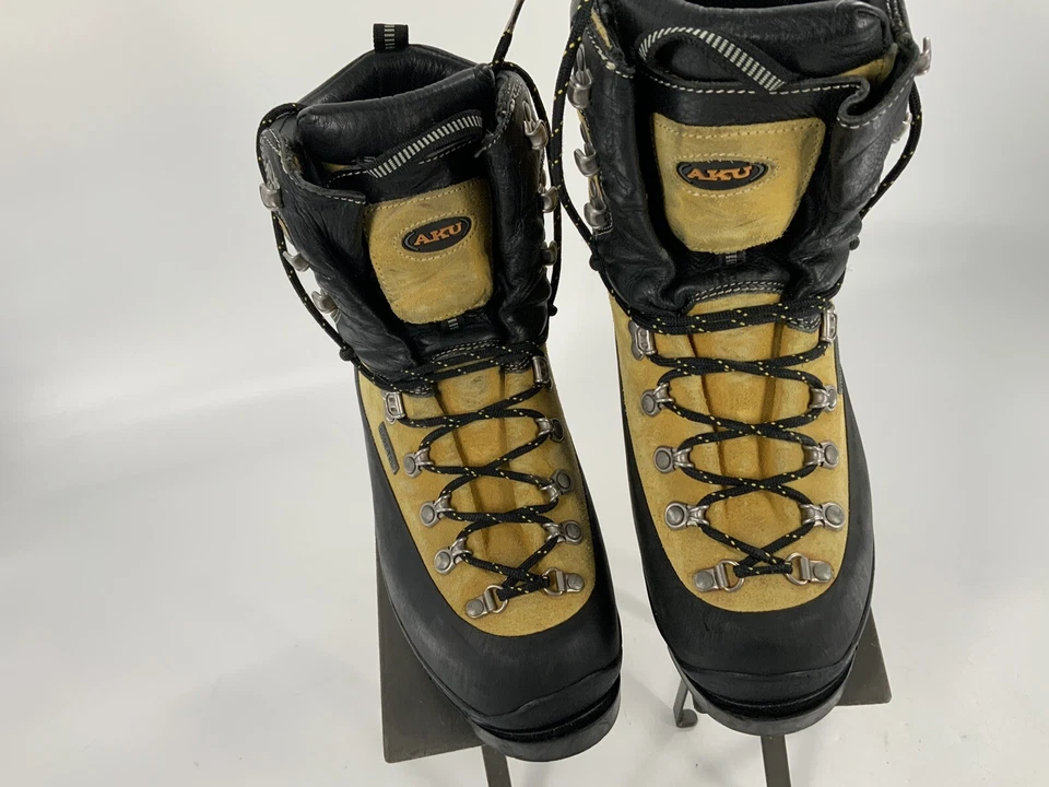 Botas AKU Tactical Schwer 19 GTX Gore Tex Talla 7 Mujeres 5.5 Hombres Usadas Dos Veces YGI B3S6 Foto 4 de 4