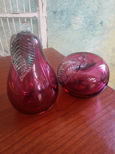 Rossi Cranberry Glass Pear & Apple Hand Blown Canadian Art Glass Paperweights - Picture 2 of 7