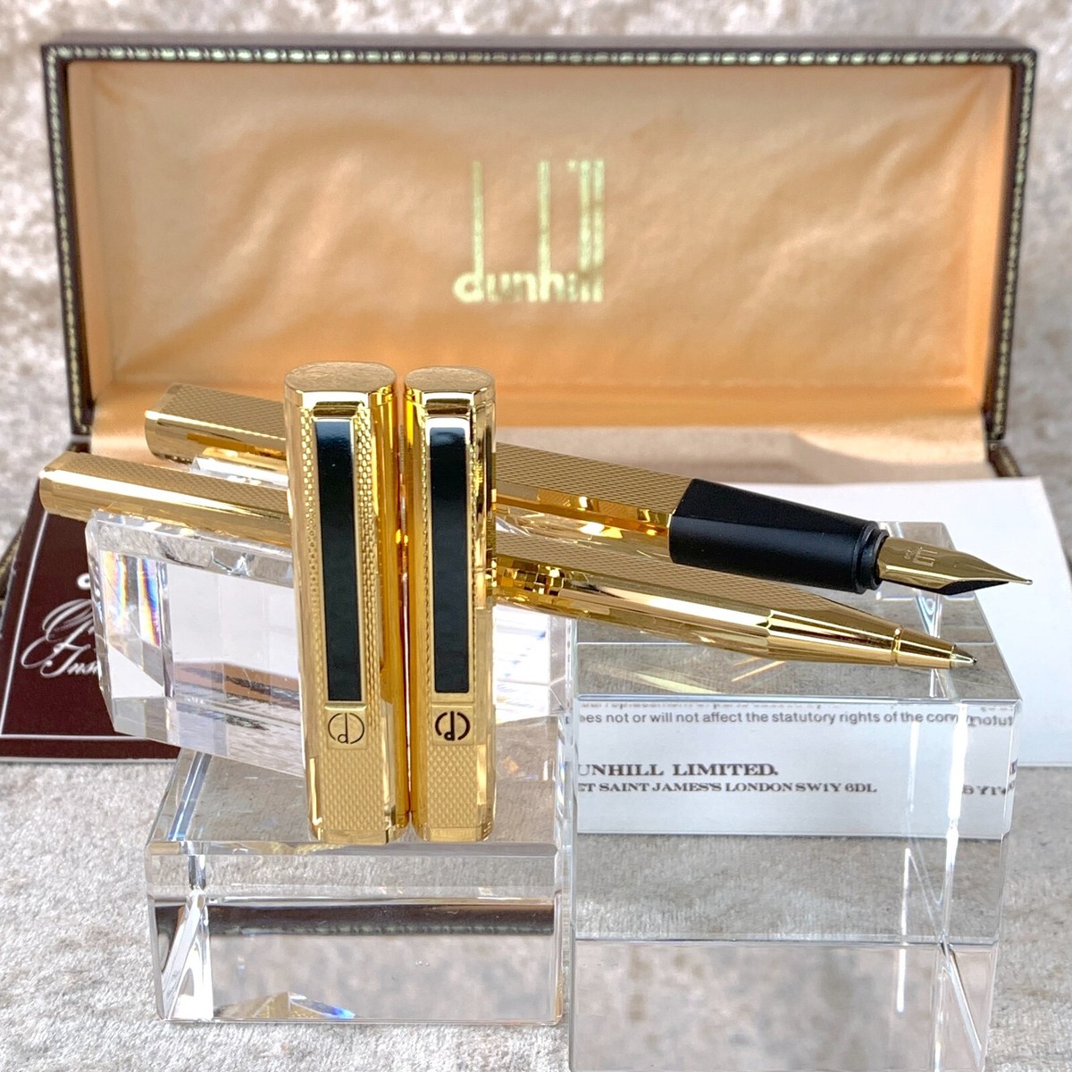 dunhill 万年筆 ゴールドクリップ付き 18k Vintage Dunhill Ballpoint & Fountain Pen Set Dress Gold