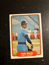 1982 Fleer Baseball Cards (558-660)- Pick The Cards to Complete Your Set