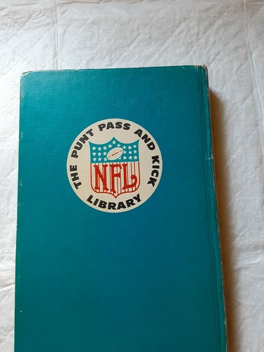 1965 NFL Punt Pass Kick Library "The Big Play" Hardcover Book - Picture 9 of 9