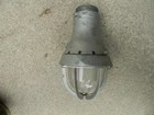 Crouse hinds EVC X210 explosion proof light — photo 3