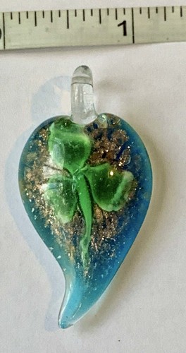BEAUTIFUL GREEN TURQUOISE AND GOLD GLASS PENDANT  SHAMROCK! MURANO? #37 - Picture 1 of 4