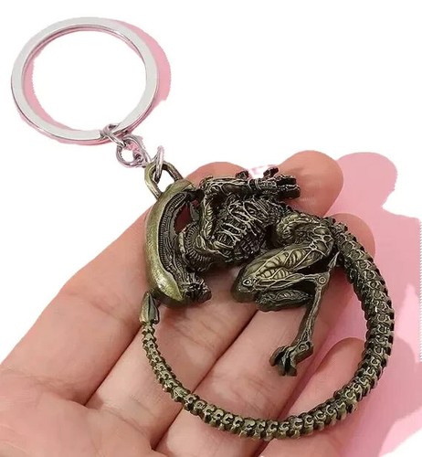 Alien Film AvP Xenomorph Schlüsselanhänger Autoschlüsselanhänger Halskette Science Fiction Geschenk - Bild 8 von 14