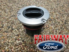 05 thru 16 Super Duty F250 F350 F450 F550 OEM Ford MANUAL Locking Front Hub NEW