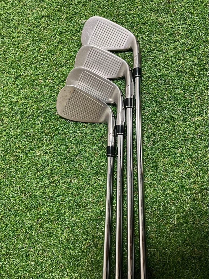 TaylorMade Iron Set [Lefty] SIM2 MAX FLEX-S 4pcs 6, 7, 8, P used - Image 4 of 4