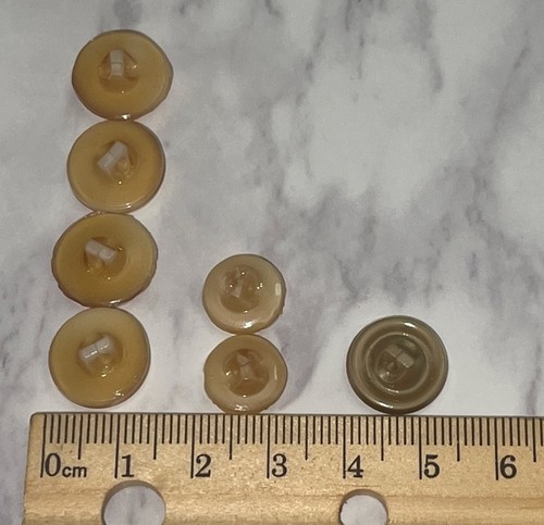 Vintage Czech Glass Buttons Button Lot 101-19 - Picture 6 of 7