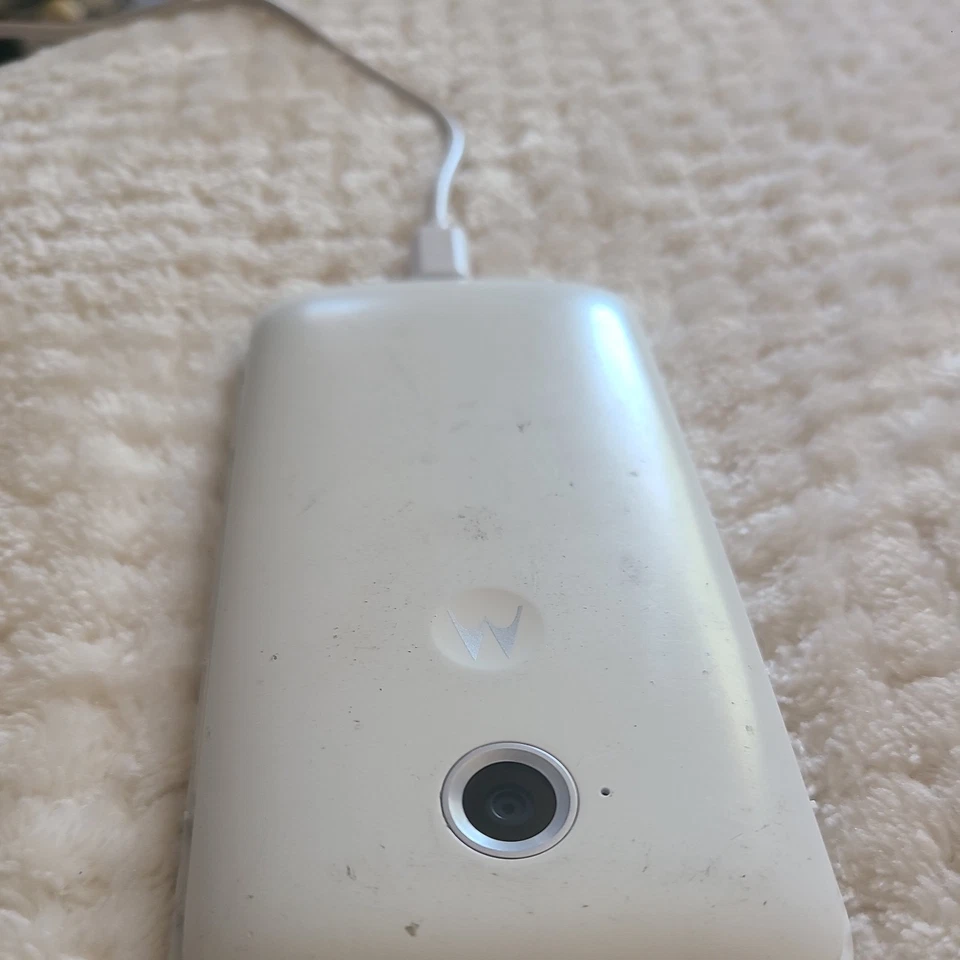 Smartphone Motorola Moto E 2da Generación XT-1526 8GB Blanco 4.5" Android Foto 3 de 4