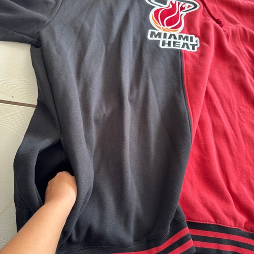 Felpa con cappuccio pullover Mitchell & Ness Miami Heat nero rosso legno duro classico spacco 5XL - Foto 7 di 15